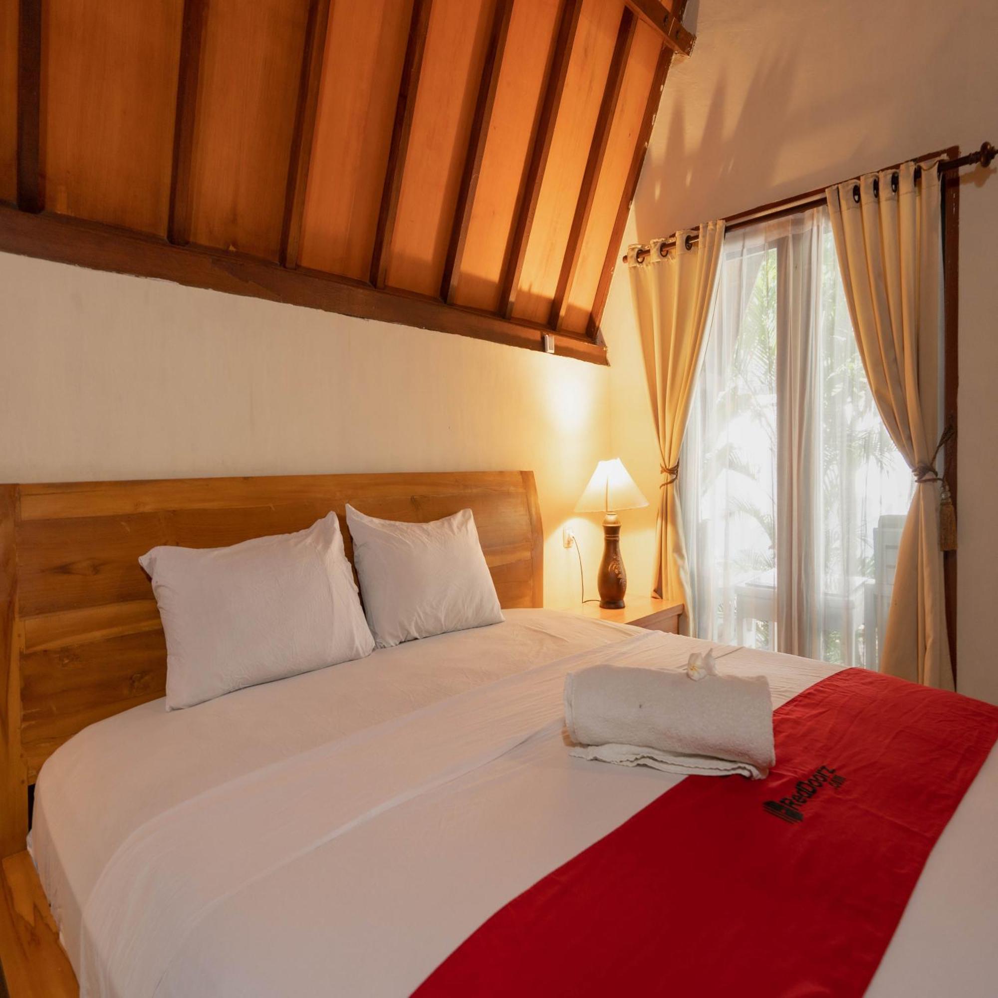 Reddoorz At Ocean 2 Gili Trawangan Hotel Kültér fotó